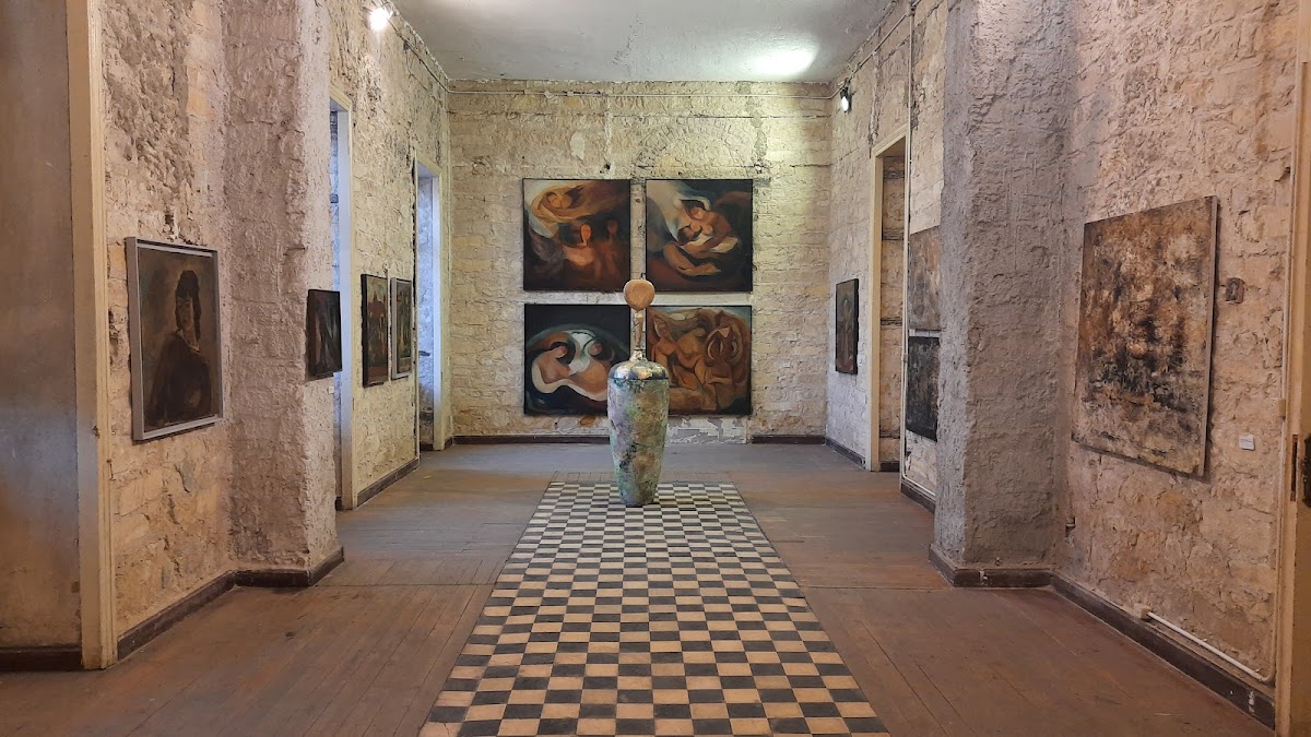Townhouse Gallery — photo 3